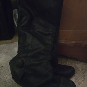 Black Cowgirlish Boots